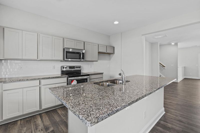 1156 Breadsell Ln, Wake Forest, NC 27587
