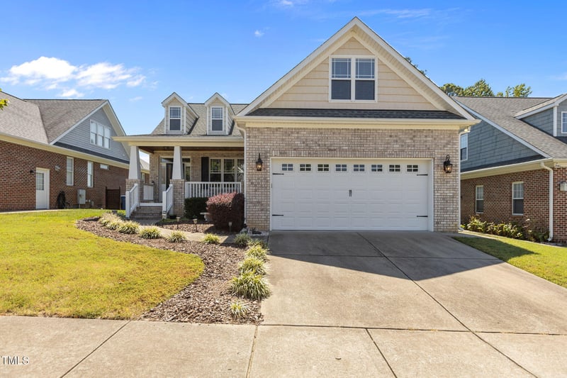 1156 Crystalwater Dr, Fuquay Varina, NC 27526