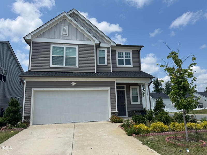 1157 Matterhorn Dr, Fuquay Varina, NC 27526