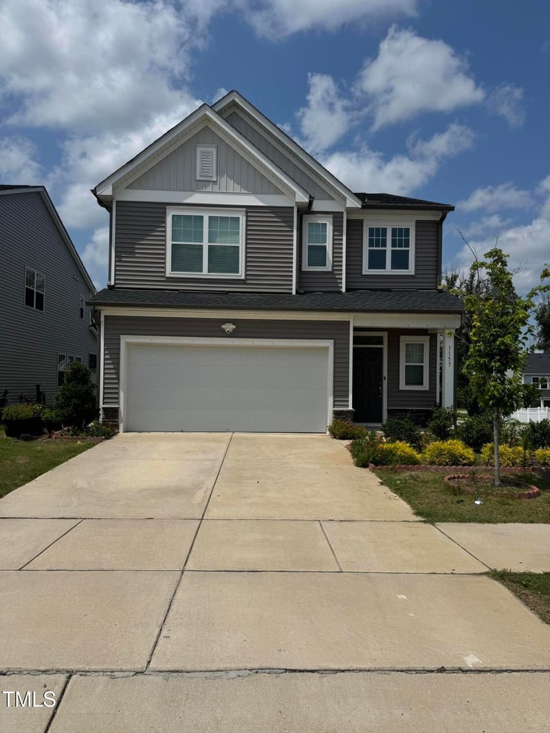 1157 Matterhorn Dr, Fuquay Varina, NC 27526