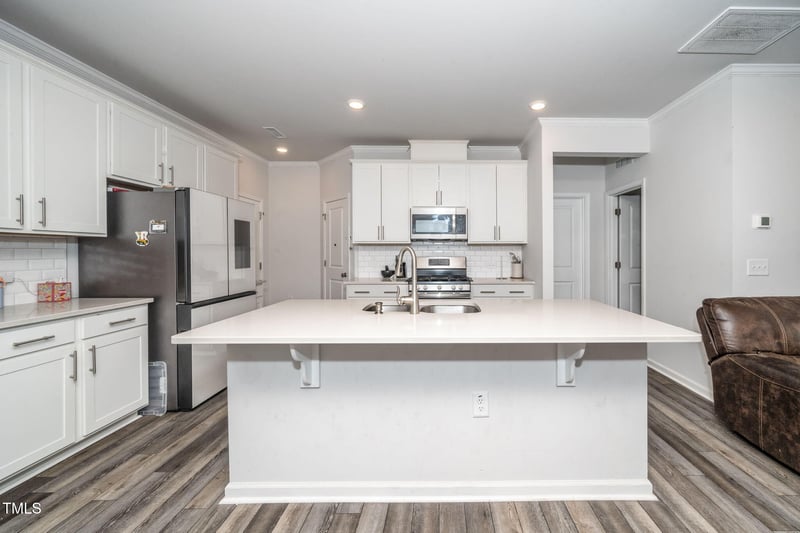 1157 Matterhorn Dr, Fuquay Varina, NC 27526