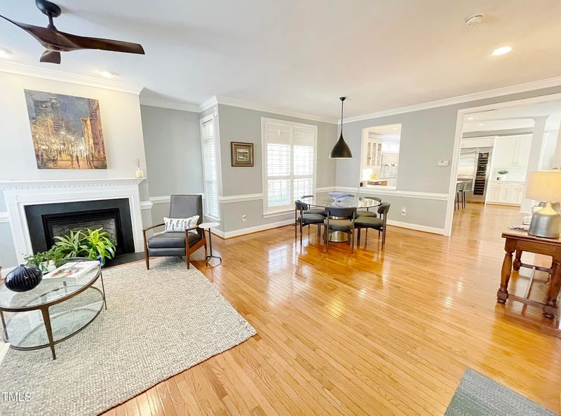1158 Haynes St, Raleigh, NC 27604