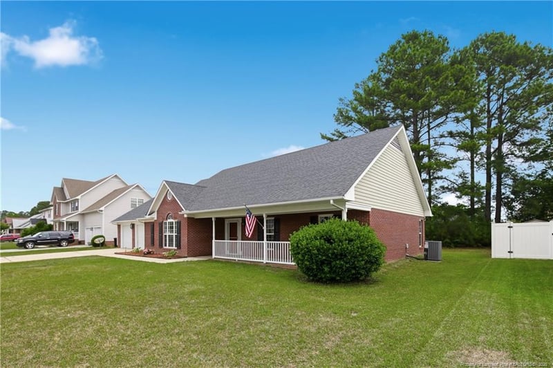 1159 Hallberry Dr, Fayetteville, NC 28314