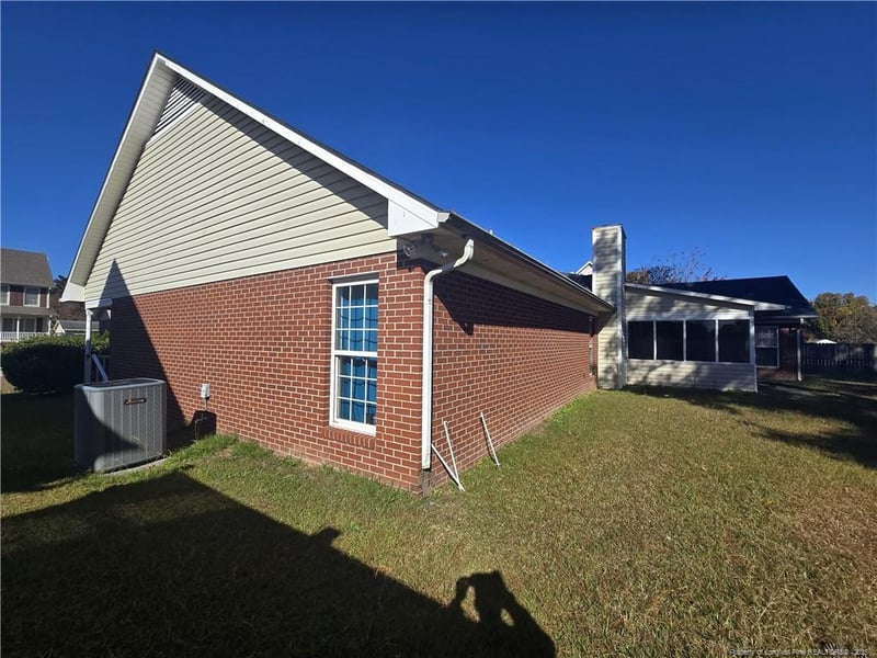 1159 Hallberry Dr, Fayetteville, NC 28314