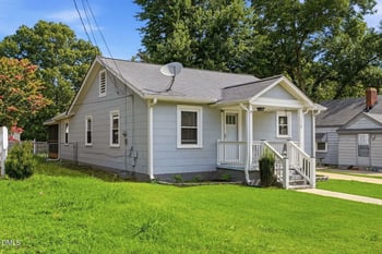 116 Academy St, Wendell, NC 27591