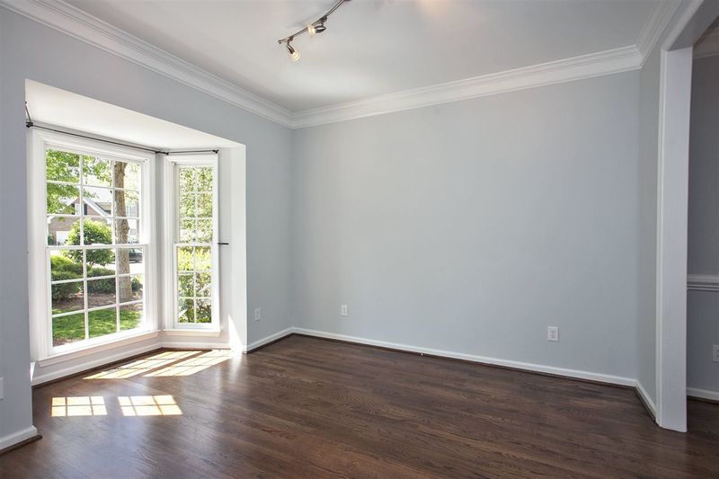 116 Ashwyn Ct, Cary, NC 27518