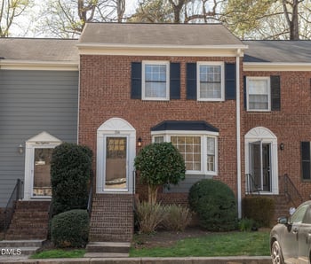 116 Barbary Ct, Cary, NC 27511