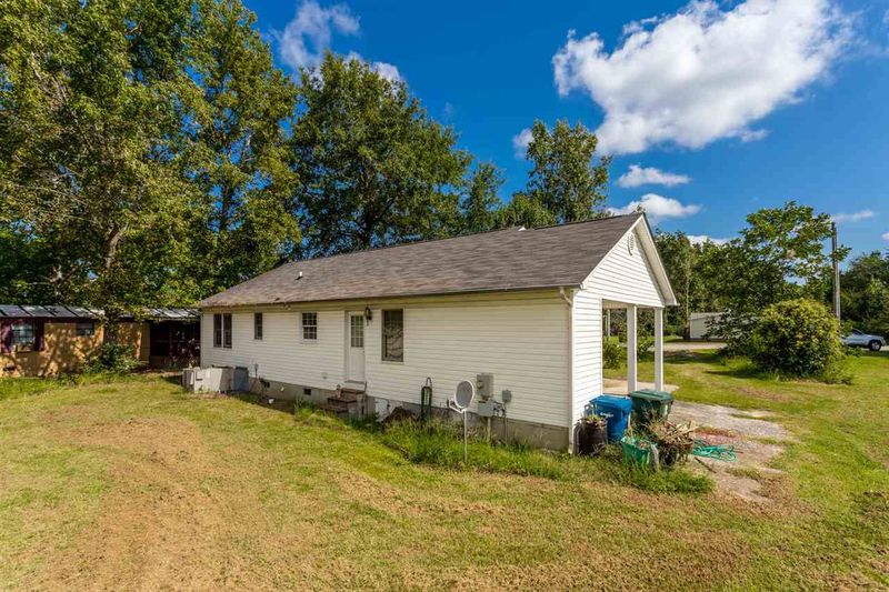 116 Barnes Dr, Erwin, NC 28339