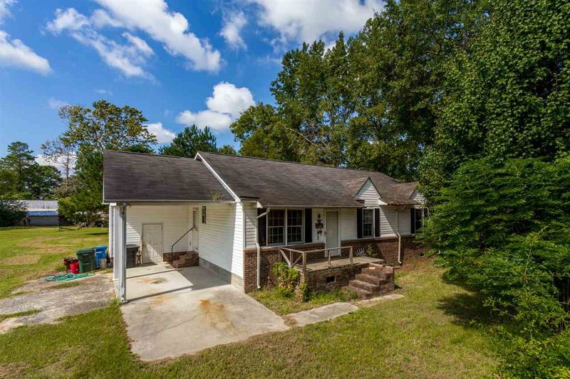 116 Barnes Dr, Erwin, NC 28339