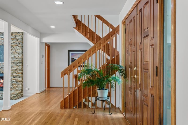 116 Birklands Dr, Cary, NC 27518