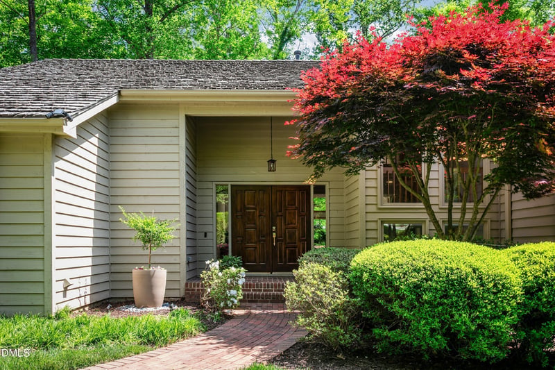 116 Birklands Dr, Cary, NC 27518