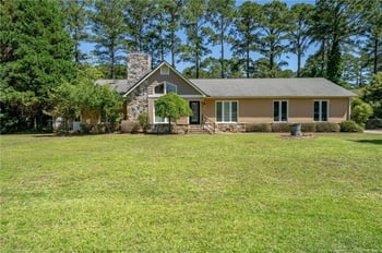 116 Bledsoe St, Hope Mills, NC 28348