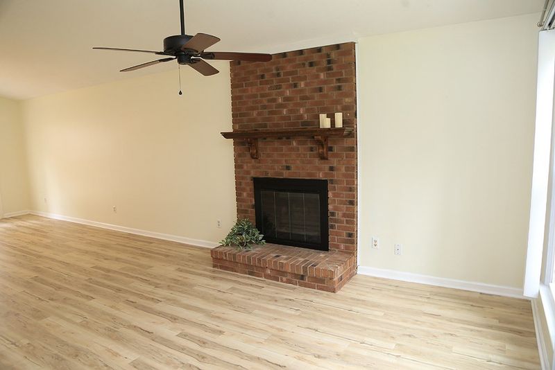 116 Bonnell Ct, Cary, NC 27511