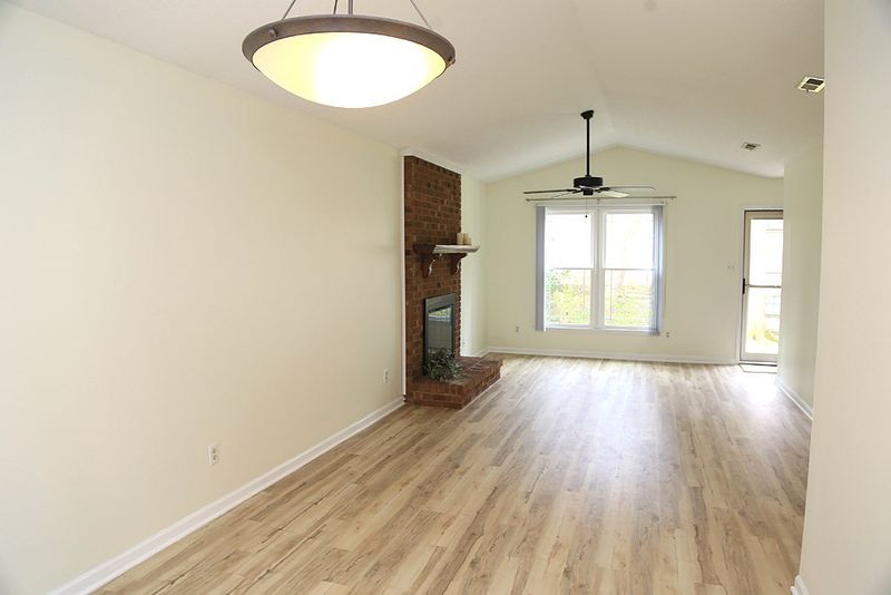 116 Bonnell Ct, Cary, NC 27511
