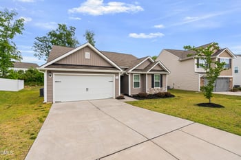 116 Brisk Dr, Zebulon, NC 27597