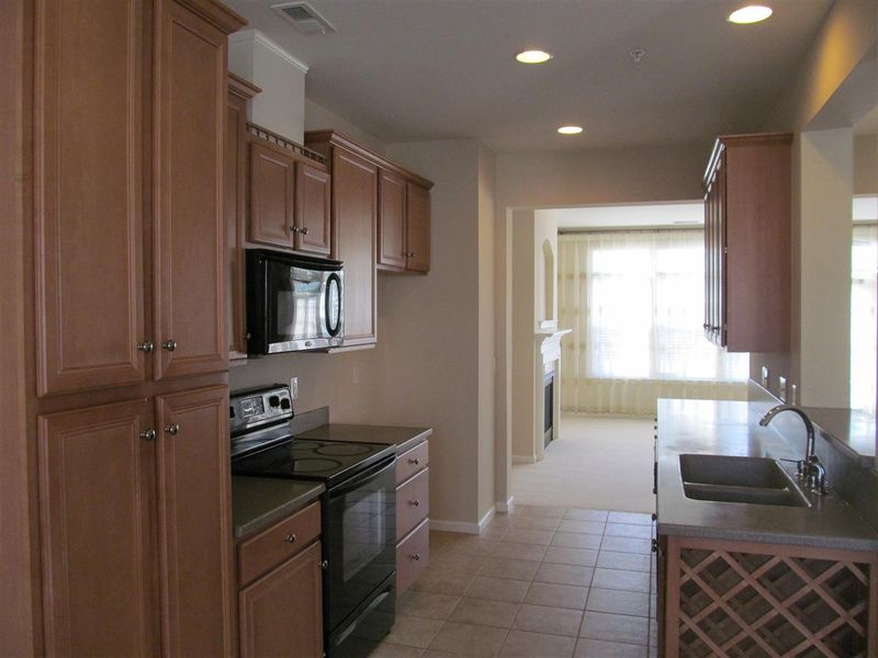 116 Cabernet Dr, Chapel Hill, NC 27516