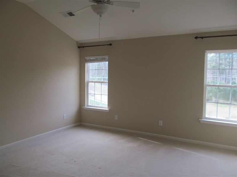 116 Cabernet Dr, Chapel Hill, NC 27516
