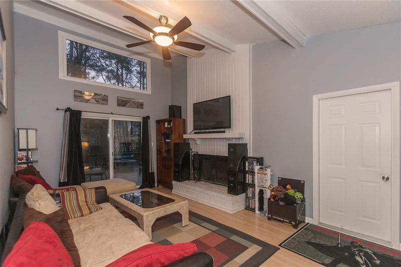 116 Cameron Ct, Cary, NC 27511