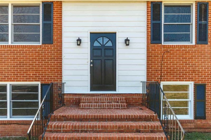 116 Castlerock Dr, Durham, NC 27713