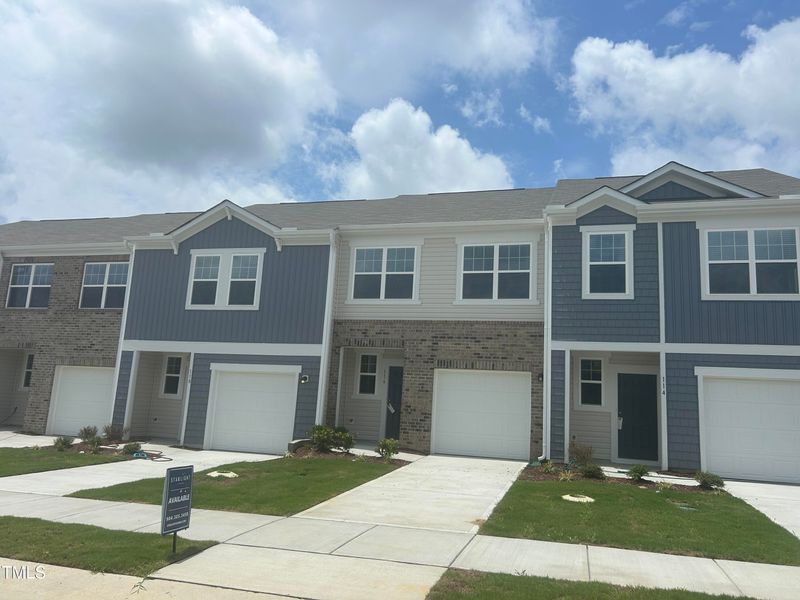 116 S Chubb Rg, Clayton, NC 27520
