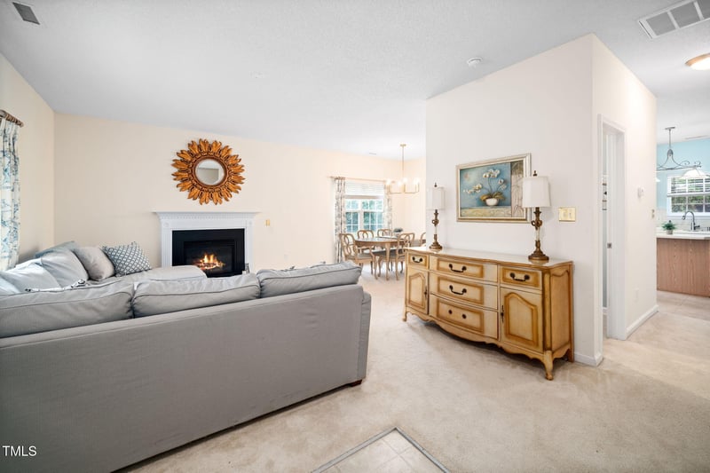 116 Cline Falls Dr, Holly Springs, NC 27540