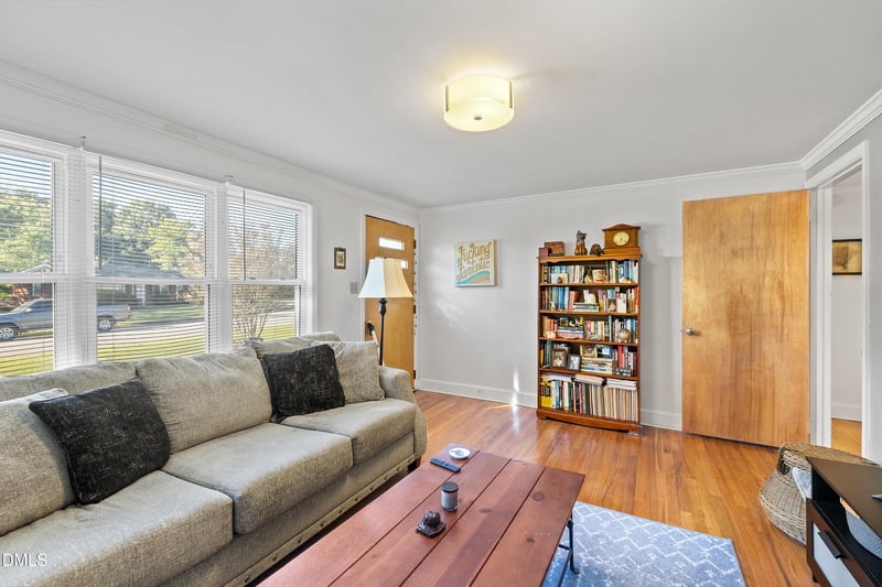 116 Compton St, Clayton, NC 27520