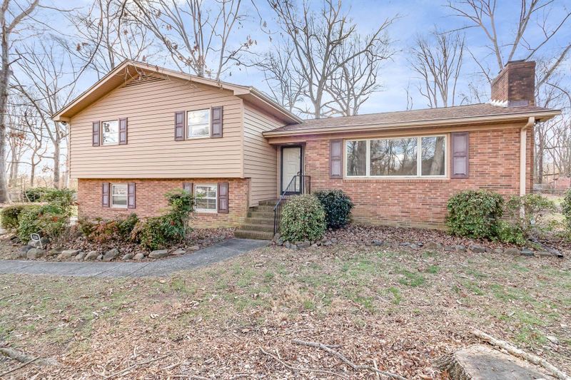 116 Crestview Dr, Durham, NC 27712