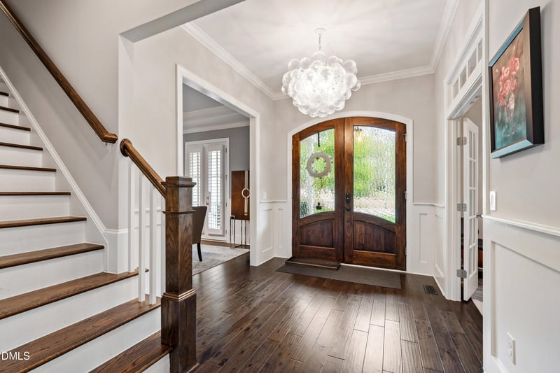 116 Crestview Rd, Raleigh, NC 27609