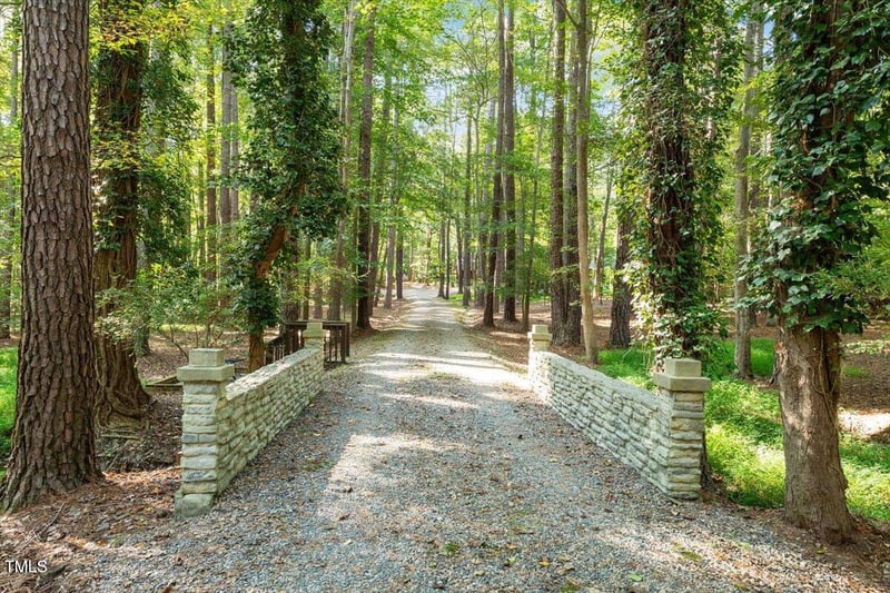 116 Cromwell Ct, Raleigh, NC 27614