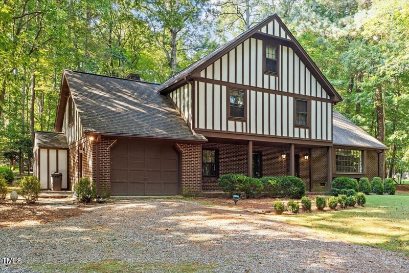 116 Cromwell Ct, Raleigh, NC 27614