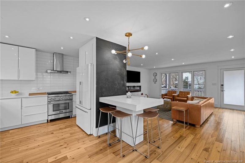 116 Culbreth Cir, Chapel Hill, NC 27516
