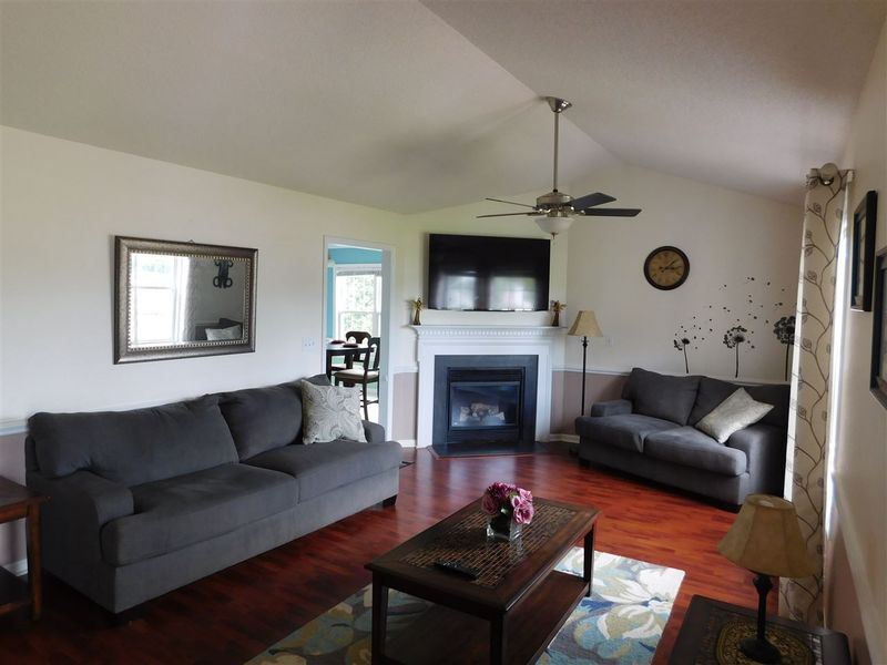 116 Darryl Dr, Four Oaks, NC 27524