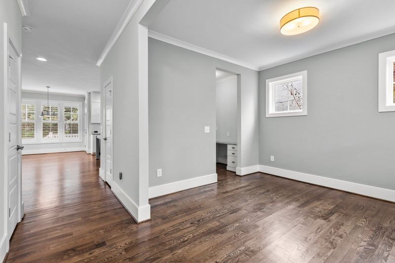 116 S Dixon Ave, Cary, NC 27511