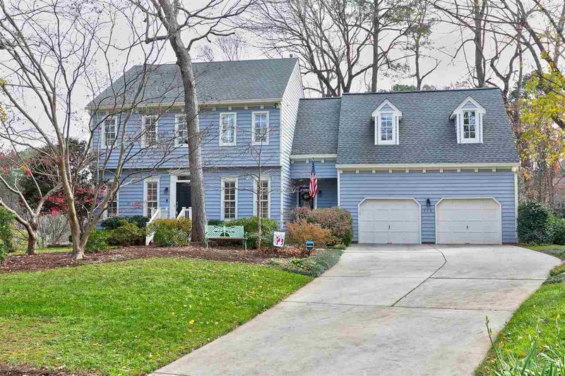 116 N Drawbridge Ln, Cary, NC 27513