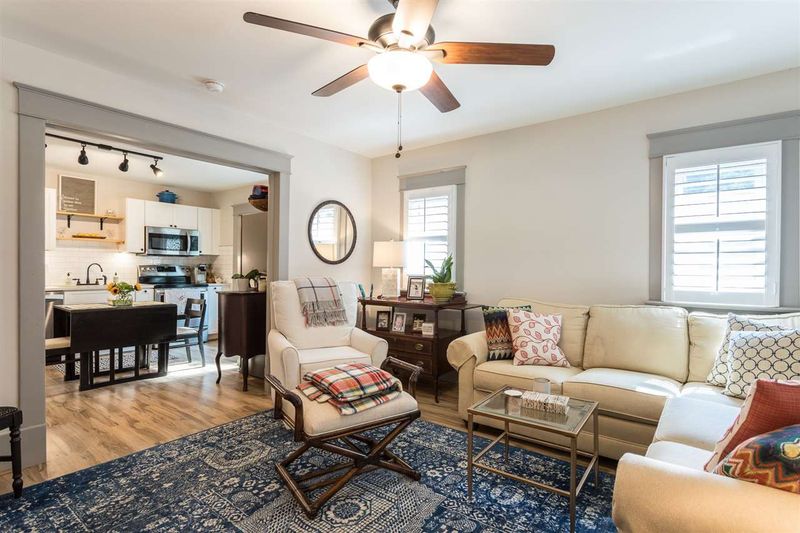 116 E Earp St, Holly Springs, NC 27540