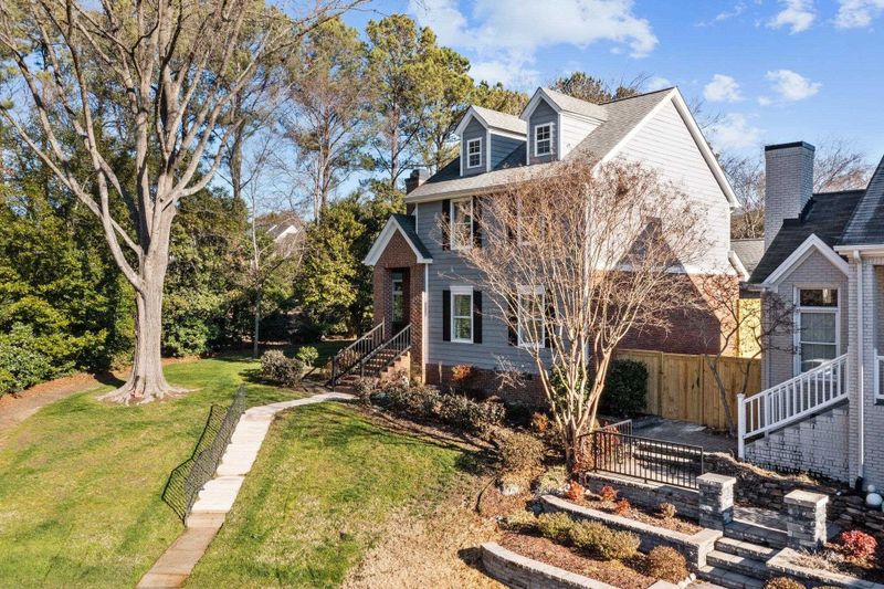 116 Ethans Glen Ct, Cary, NC 27513