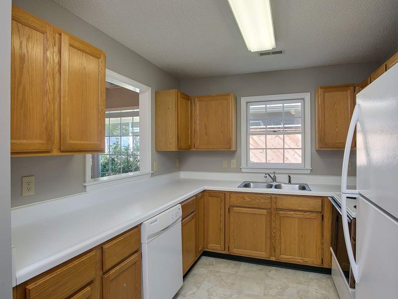 116 Forest Oaks Dr, Durham, NC 27705