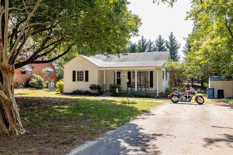 116 E Franklin St, Youngsville, NC 27596