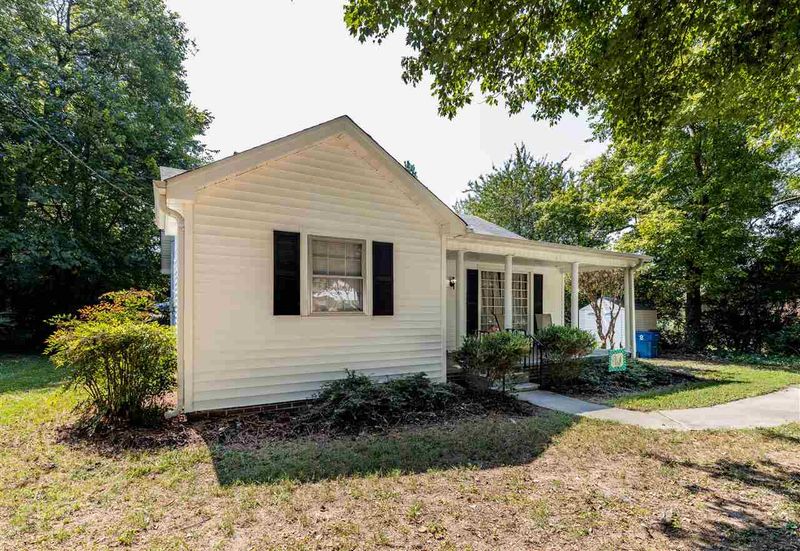 116 E Franklin St, Youngsville, NC 27596