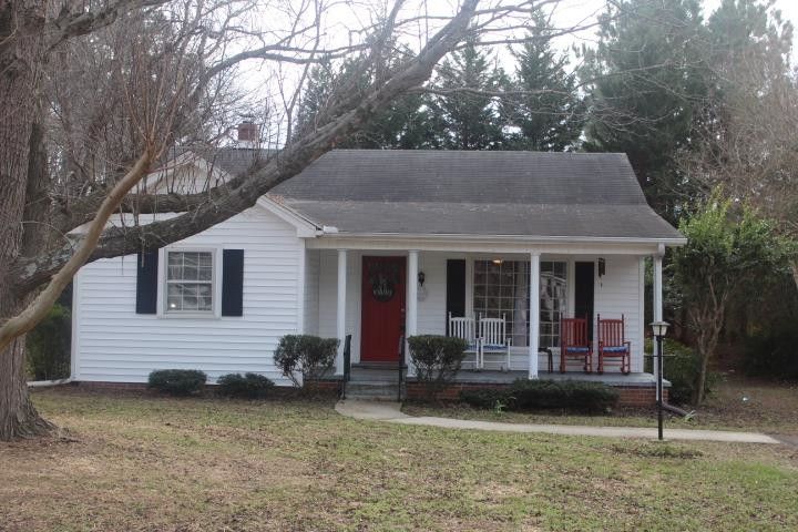 116 E Franklin St, Youngsville, NC 27597
