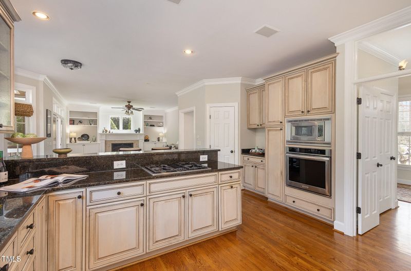116 Galway Dr, Chapel Hill, NC 27517
