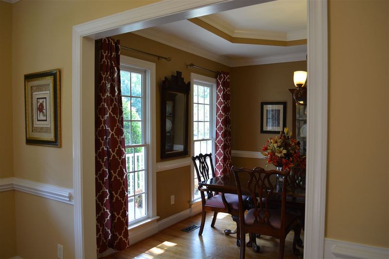 116 Glenmore Rd, Cary, NC 27519