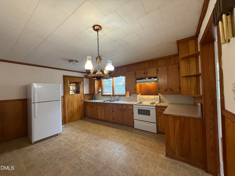 116 Glenwood Dr, Burlington, NC 27215