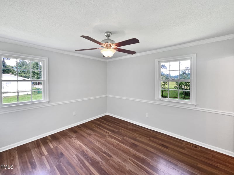 116 Government Rd, Clayton, NC 27520