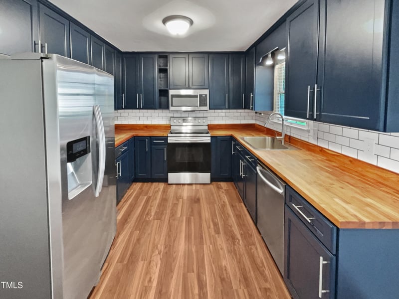 116 Government Rd, Clayton, NC 27520