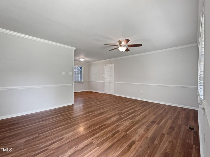 116 Government Rd, Clayton, NC 27520