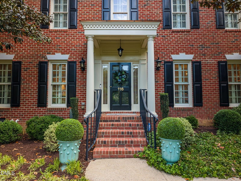 116 Grosvenor Dr, Raleigh, NC 27615