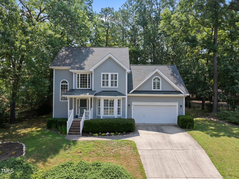 116 Hidden Cellars Dr, Holly Springs, NC 27540