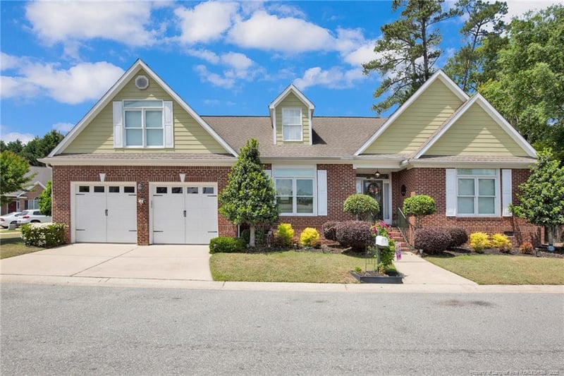 116 Highgrove Ct, Fayetteville, NC 28303