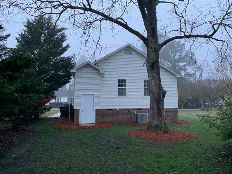 116 N Hollybrook Rd, Wendell, NC 27591